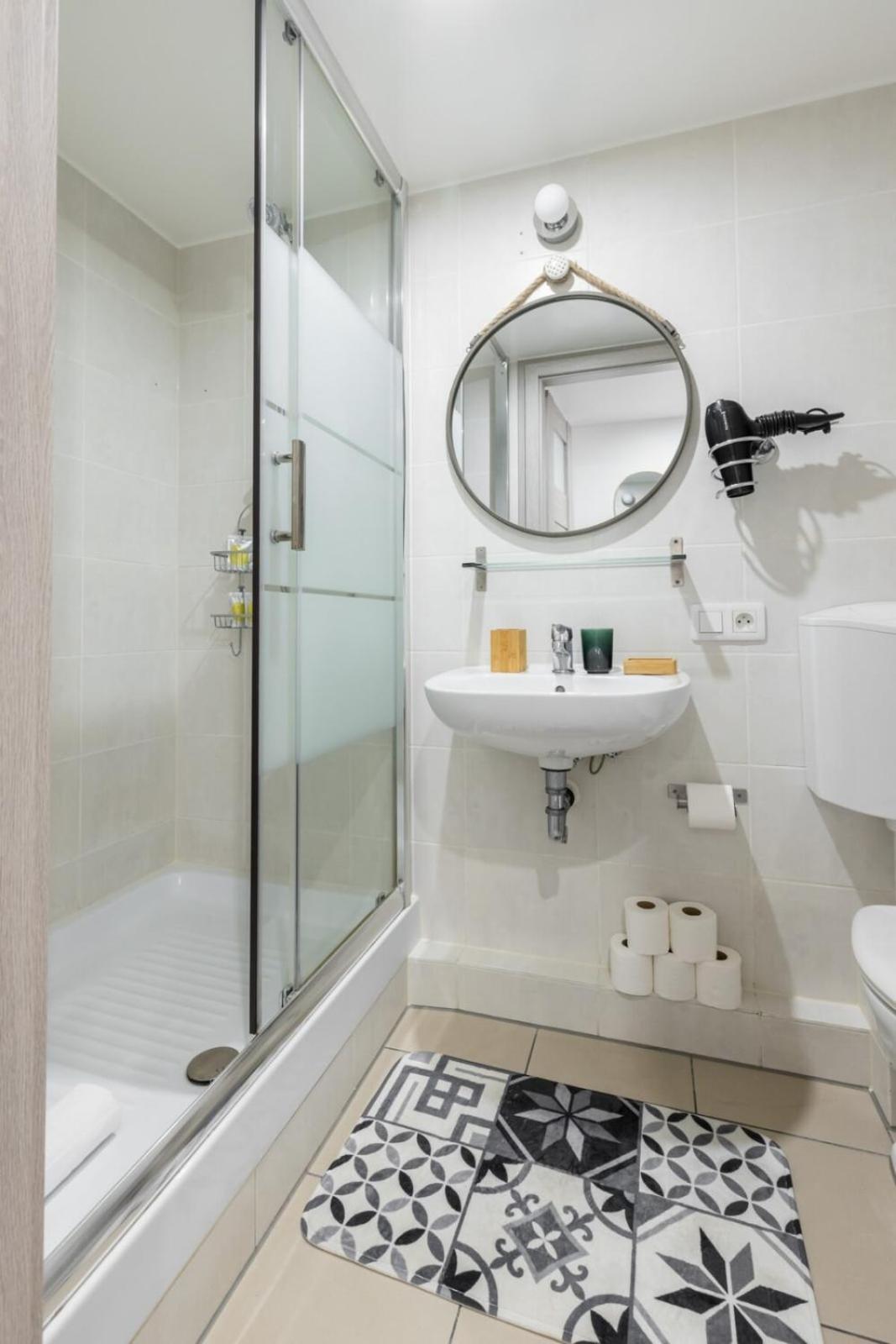 Fricero - Comfortable 5 People- 200M Near The Sea Nice Bagian luar foto